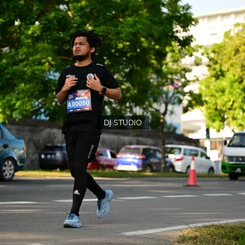 Runner Photo 4058733