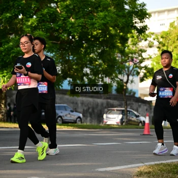 Runner Photo 4058778