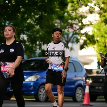 Runner Photo 4058798