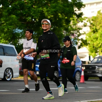Runner Photo 4058816