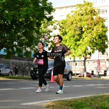 Runner Photo 4058837