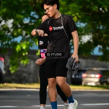 Runner Photo 4058851