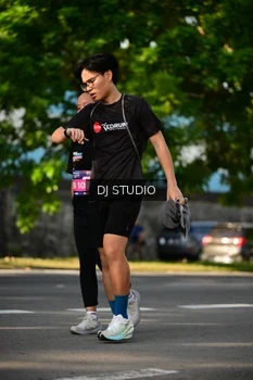 Runner Photo 4058857