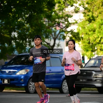 Runner Photo 4058904
