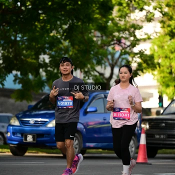 Runner Photo 4058918