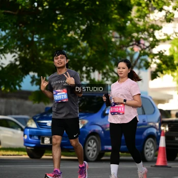 Runner Photo 4058935