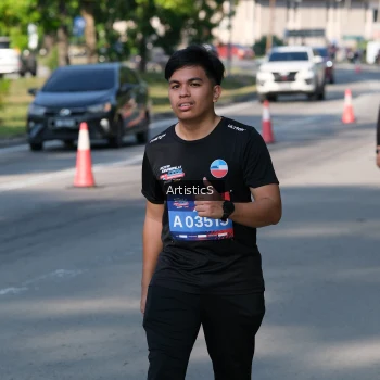 Runner Photo 4058980