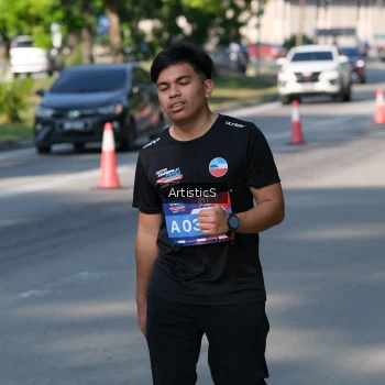 Runner Photo 4059001