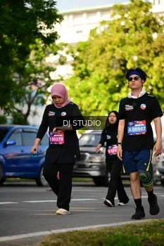 Runner Photo 4059050