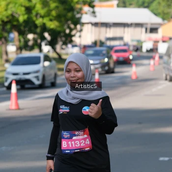 Runner Photo 4059053