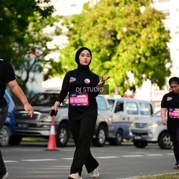 Runner Photo 4059086
