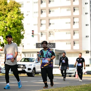 Runner Photo 4059095