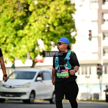 Runner Photo 4059110