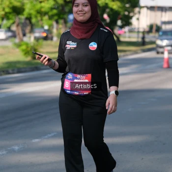 Runner Photo 4059123