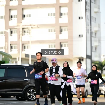 Runner Photo 4059214