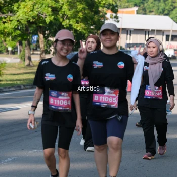 Runner Photo 4059309