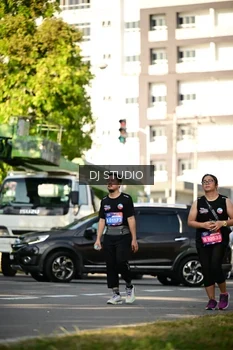 Runner Photo 4059317
