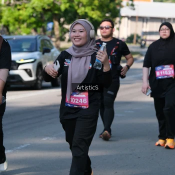 Runner Photo 4059336