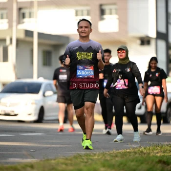 Runner Photo 4059340