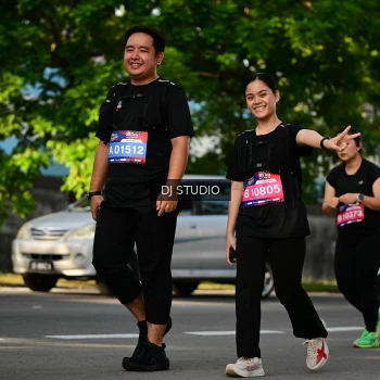 Runner Photo 4059352