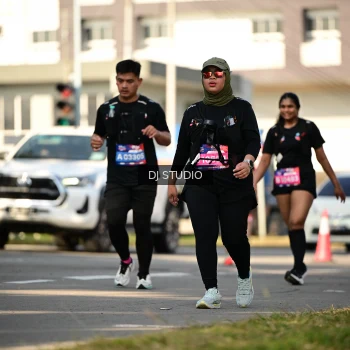 Runner Photo 4059356