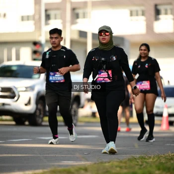 Runner Photo 4059367