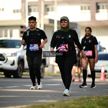 Runner Photo 4059372