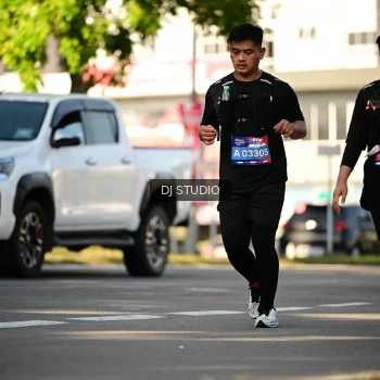 Runner Photo 4059393