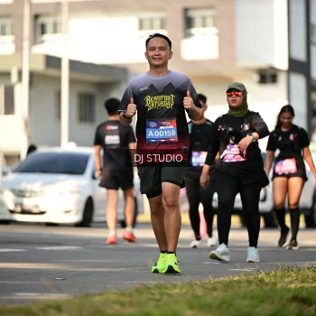 Runner Photo 4059402