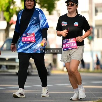 Runner Photo 4059435