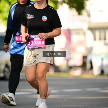 Runner Photo 4059469