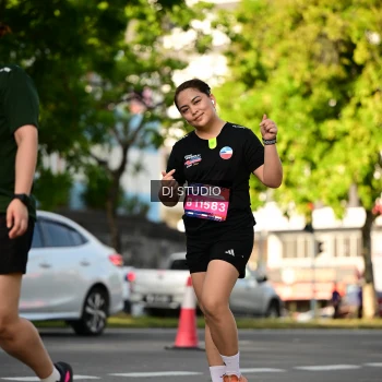 Runner Photo 4059477