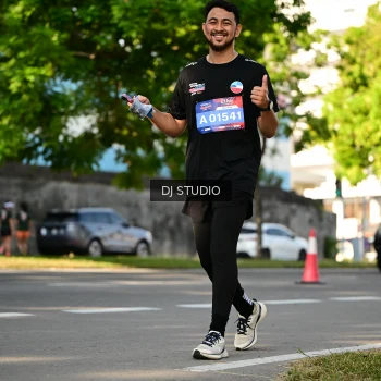 Runner Photo 4059498