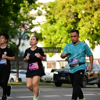 Runner Photo 4059515