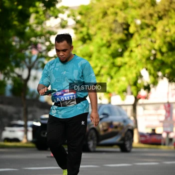 Runner Photo 4059542