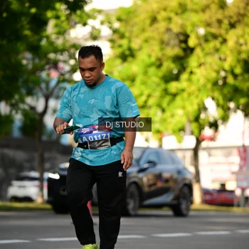 Runner Photo 4059547