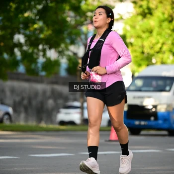 Runner Photo 4059559