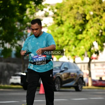 Runner Photo 4059561
