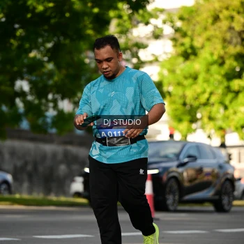 Runner Photo 4059573