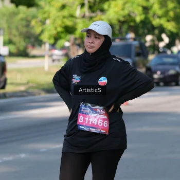 Runner Photo 4059615