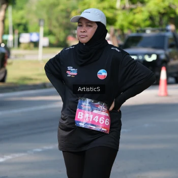 Runner Photo 4059624