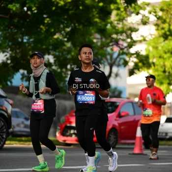 Runner Photo 4059636