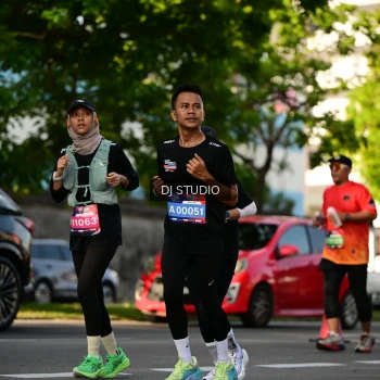 Runner Photo 4059642