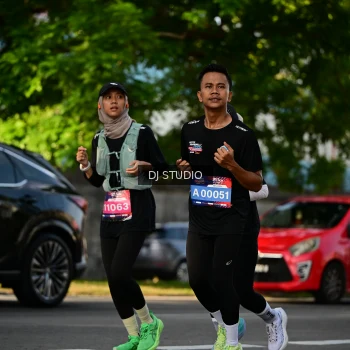 Runner Photo 4059649