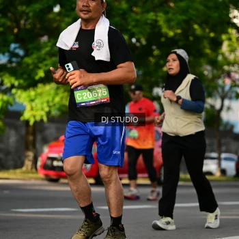 Runner Photo 4059660