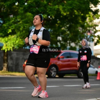 Runner Photo 4059704