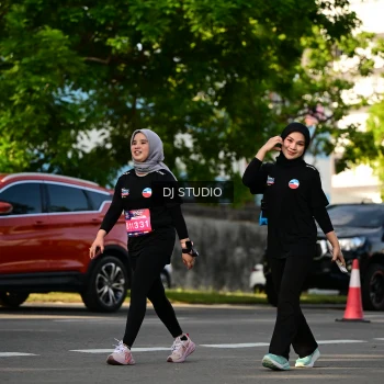 Runner Photo 4059707