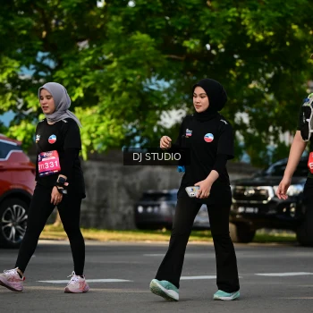 Runner Photo 4059733
