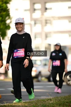 Runner Photo 4059779