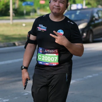 Runner Photo 4059780